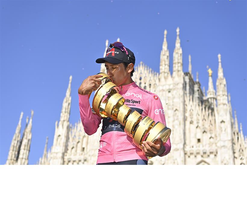 A Filippo Ganna la crono finale, quinta vittoria consecutiva al Giro d